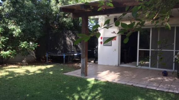 להשכרה:בשכונת בנה ביתך בקדימה(הושכר!!)​